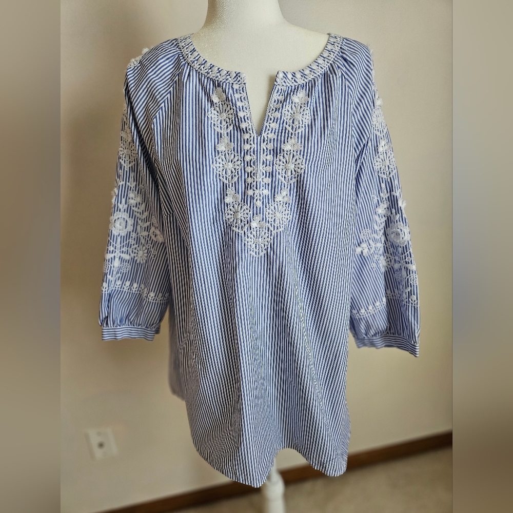 Talbots XL Pinstripe 3D Floral Embroidered Split Neck Tunic Top Peasant Cottage - Picture 3 of 8